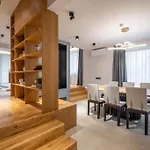 Luxurious House In An Exclusive Complex, Mount View