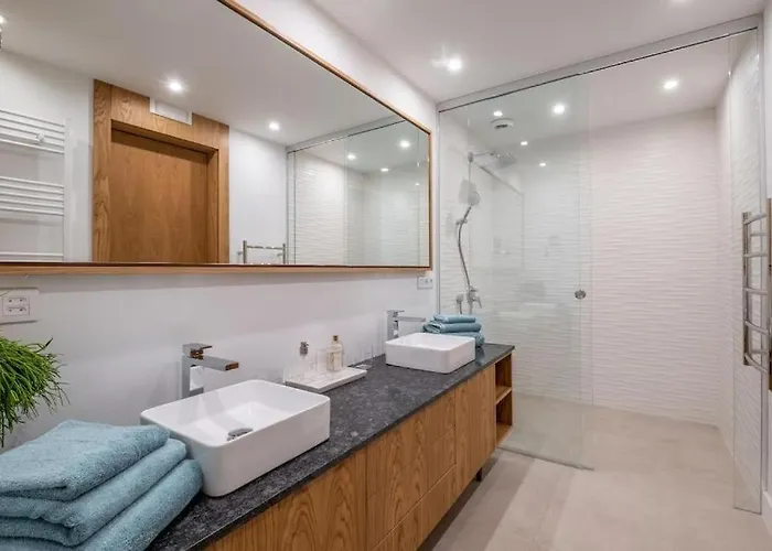 ヴィラ Luxurious House In An Exclusive Complex, Mount View *