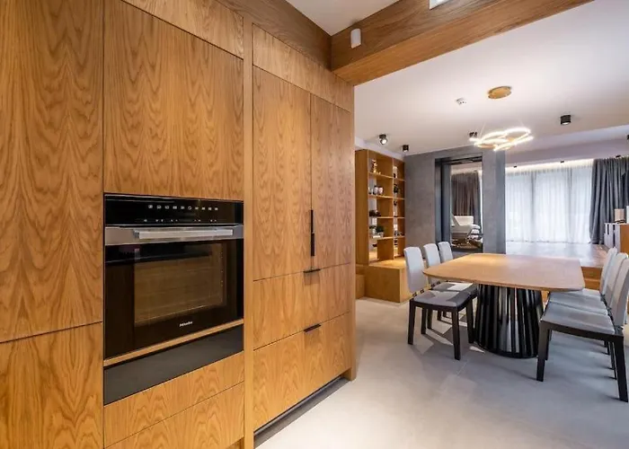 Luxurious House In An Exclusive Complex, Mount View ヴィラ *