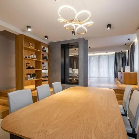 Luxurious House In An Exclusive Complex, Mount View صوفيا