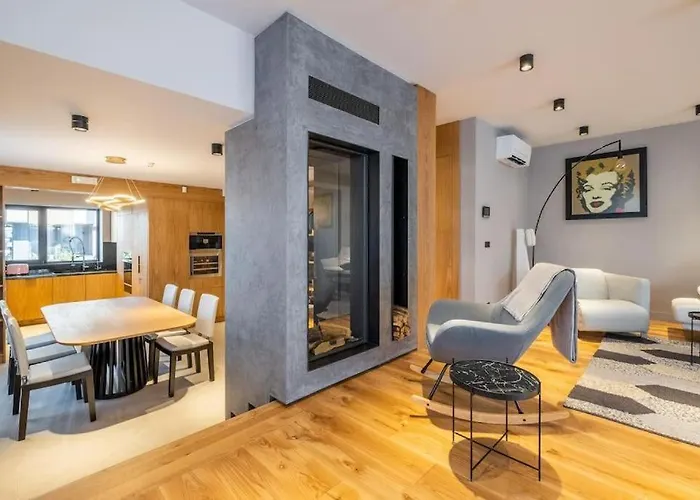 Villa Luxurious House In An Exclusive Complex, Mount View *